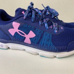 Under Armour Girls Micro G Blue 4.5 Lace Sneakers